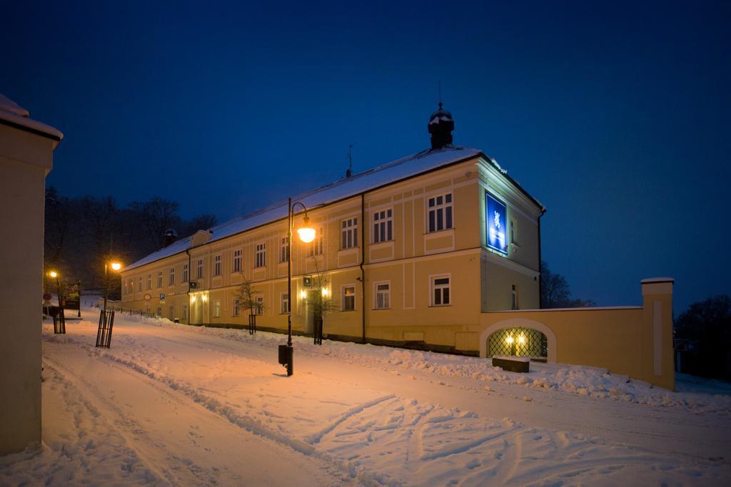 Hotel Pod Zamkem Boskovice Exterior foto